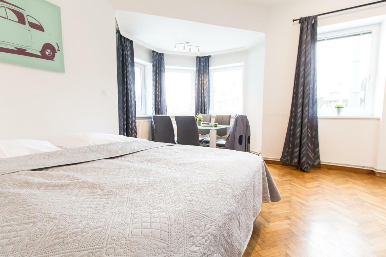 Apartment Veitingergasse Vienna Luaran gambar