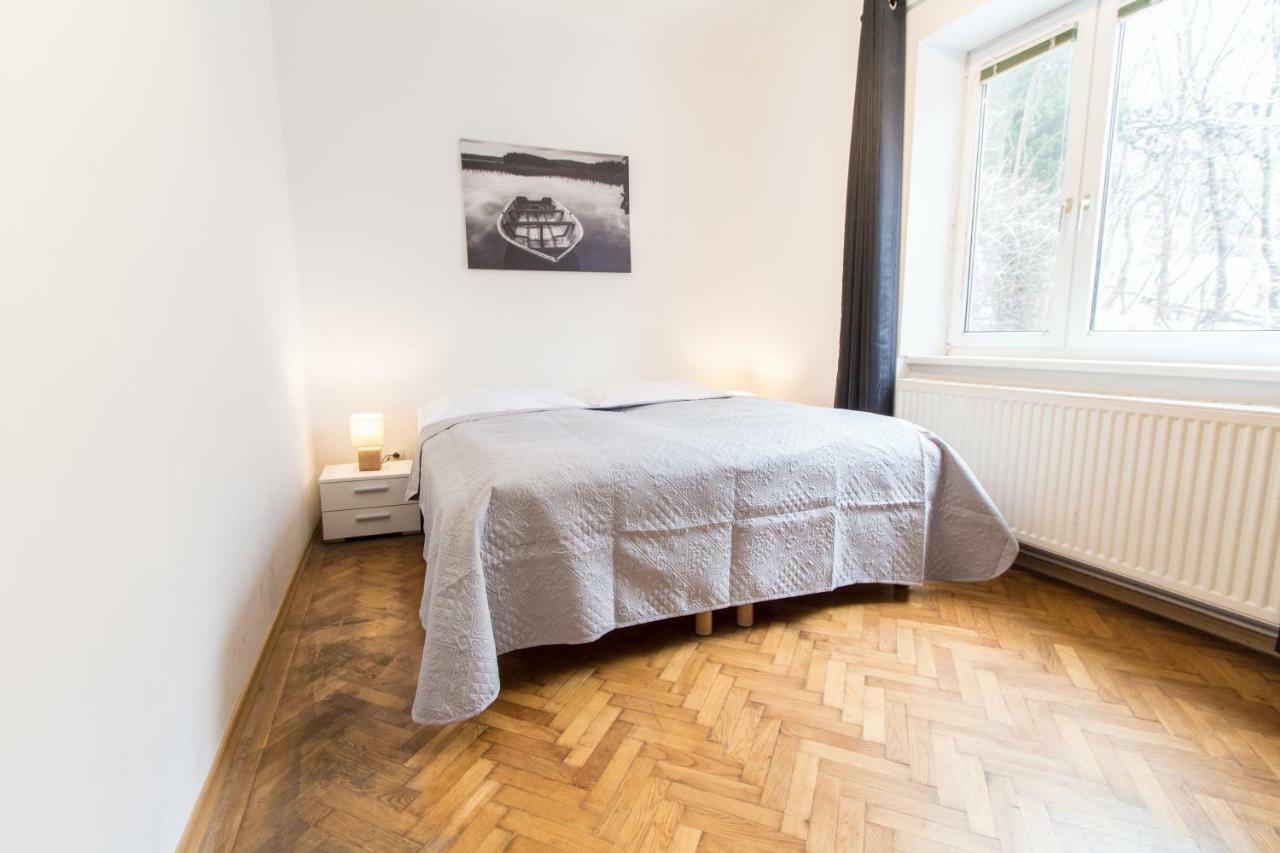 Apartment Veitingergasse Vienna Luaran gambar